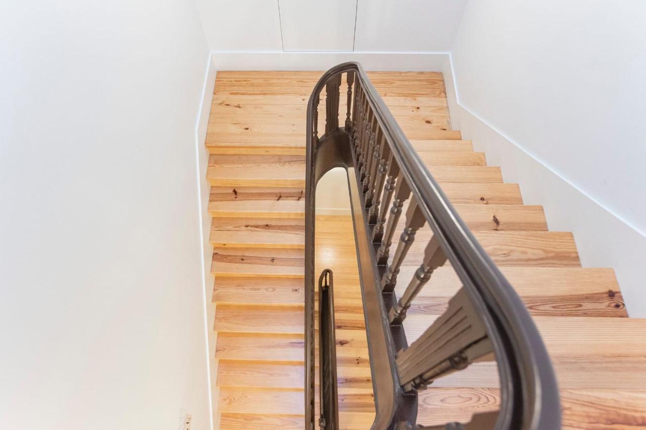 Apartament Modern 2br Duplex Downtown By Art District By Lovelystay